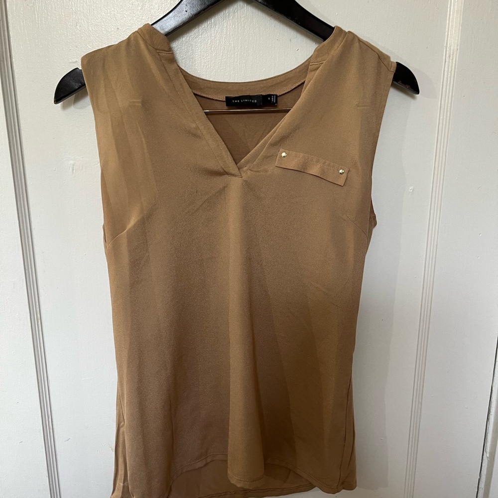 The Limited Beige Satin V-Neck Sleeveless Blouse Top Size Small EUC